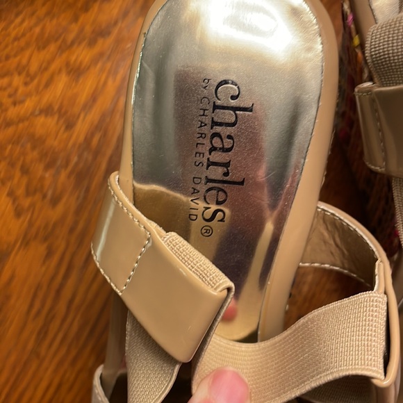 👡 Charles by Charles David “Legit” Wedge Sandals - Picture 6 of 8